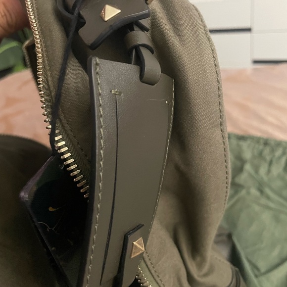 Valentino Garavani Unisex Tiger Studs Backpack In Green - Picture 13 of 14